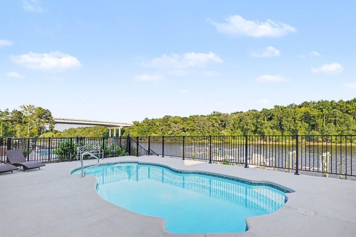 Property Photo:  313 Harbour View Dr.  SC 29579 