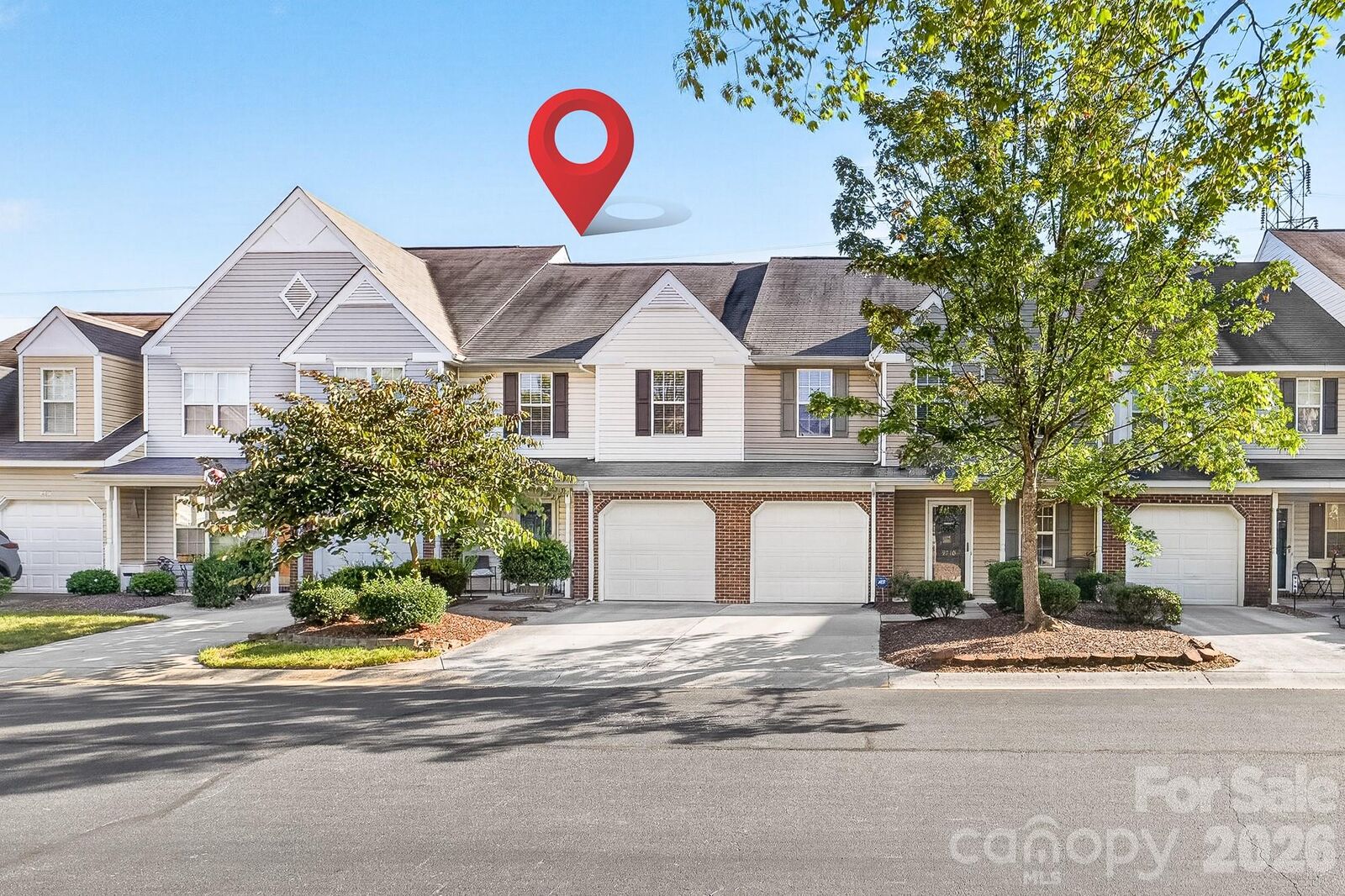 Property Photo:  9712 Elizabeth Townes Lane  NC 28277 