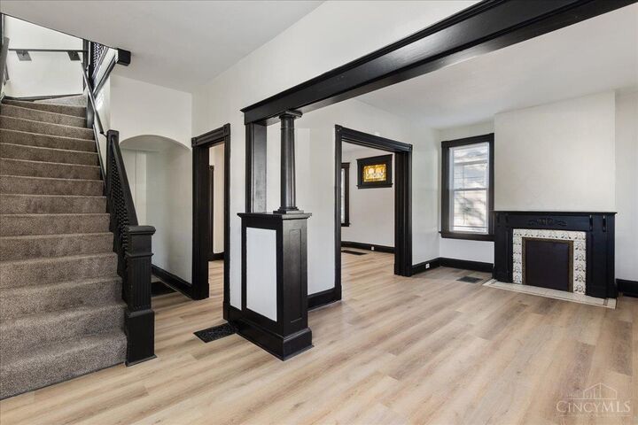 Property Photo:  5213 Kenwood Road  OH 45227 