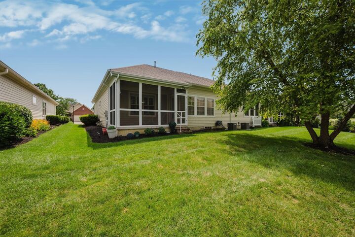 Property Photo: 336 Wyndham S Park OH 43082