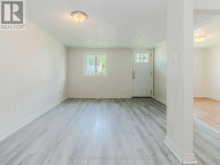 Property Photo:  12 Beachaven Drive  ON L2M 1A4 
