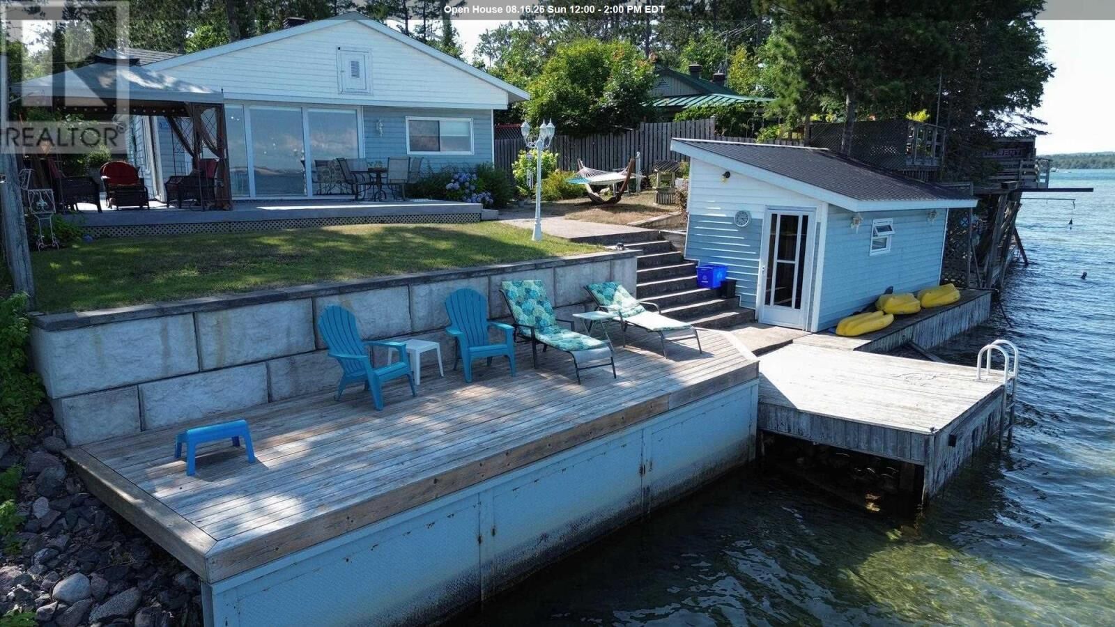 Property Photo:  484 Red Pine Dr  ON P6A 5K6 