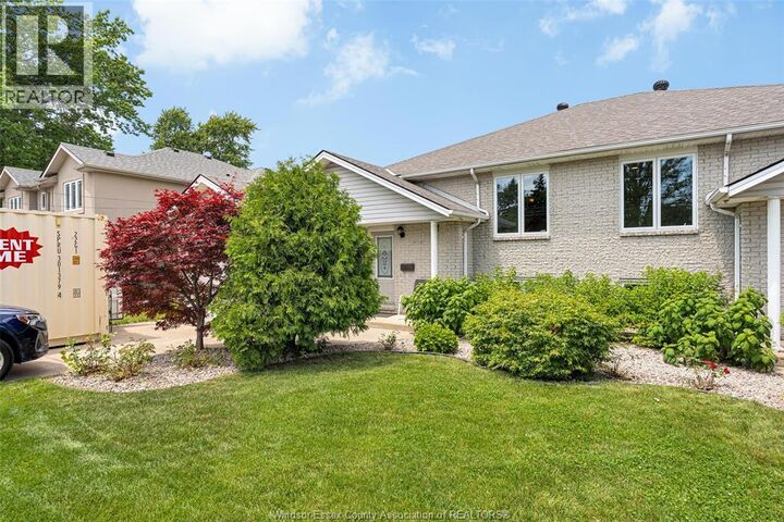Property Photo: 710 Cabana Road East ON N9G 1A4