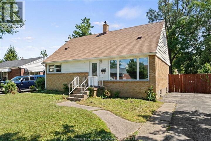 Property Photo:  3672 Morris Drive  ON N9E 2K7 