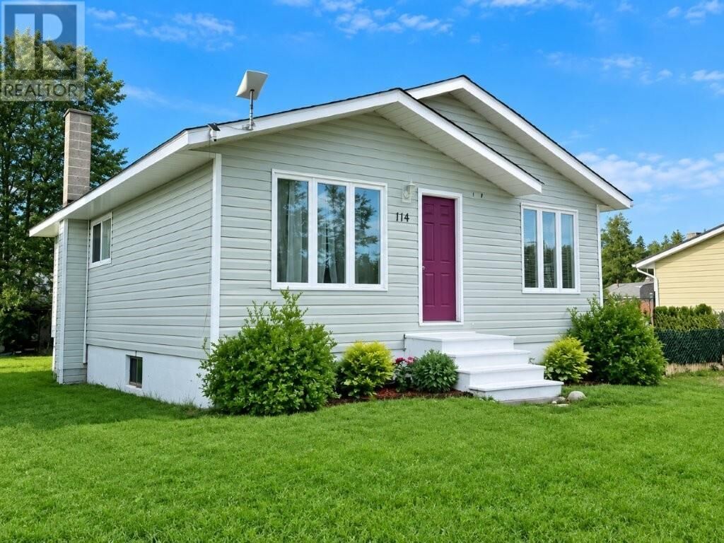 Property Photo: 114 Northwood Drive ON P0T 2H0