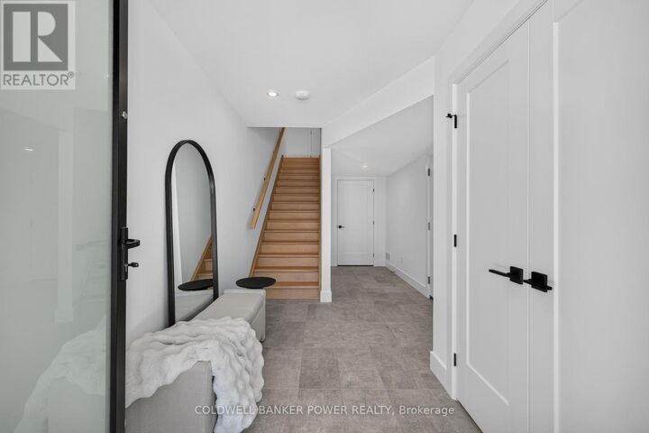 Property Photo: 12 Lismer Lane 29 ON N6L 0B9