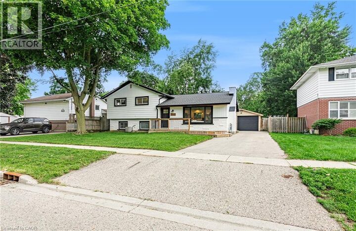 Property Photo: 811 Hughson Street ON N4S 4P8