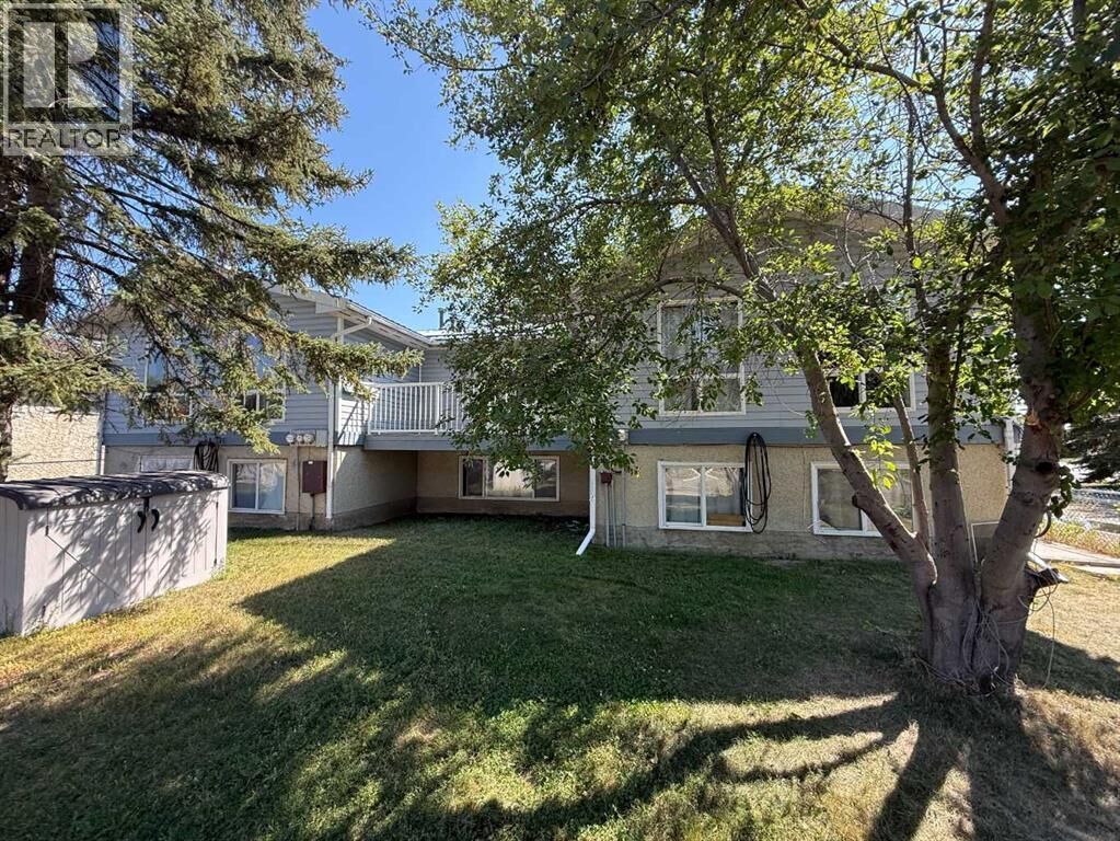Property Photo:  51 Ingram Park Drive  AB T1R 0L1 
