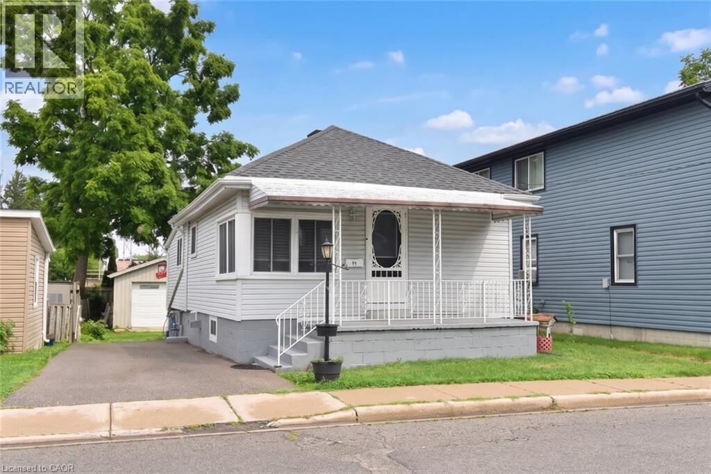 Property Photo:  63 Patterson Street  ON N3Y 1J4 