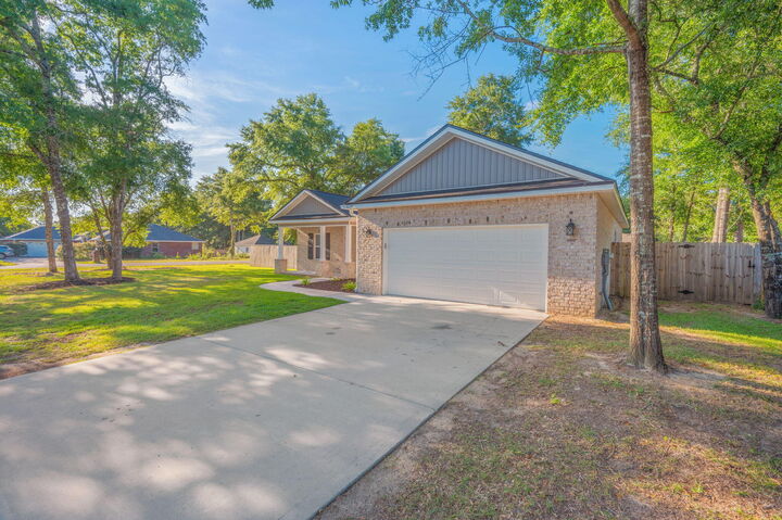 Property Photo: 3209 Twilight Drive FL 32539