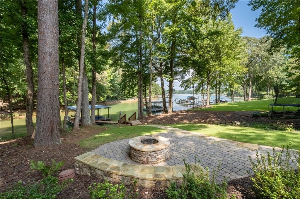 Property Photo:  346 Indian Cove Drive  GA 30534 