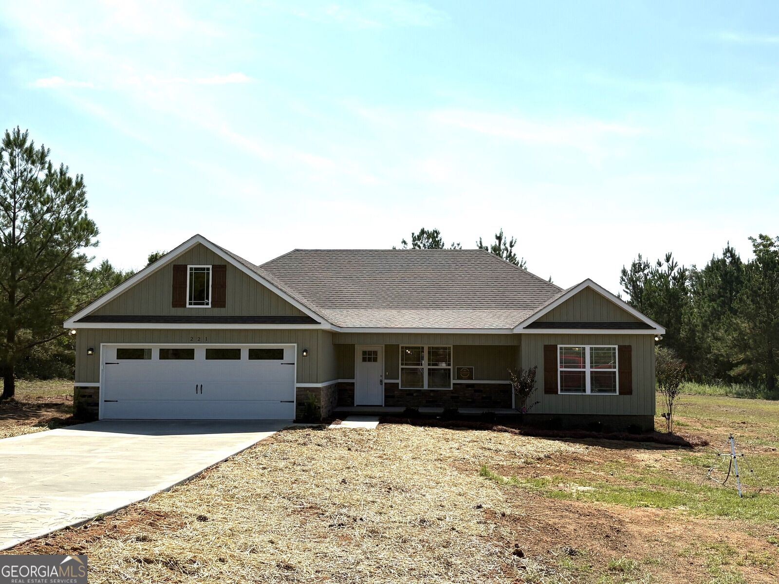Property Photo:  221 Buckingham Parc Circle  GA 31027 