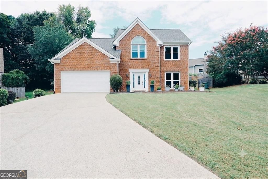 Property Photo: 275 Ambleside Chase GA 30022