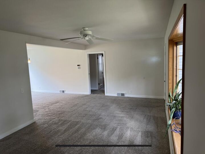 Property Photo:  2314 W Charles St  NE 68803 