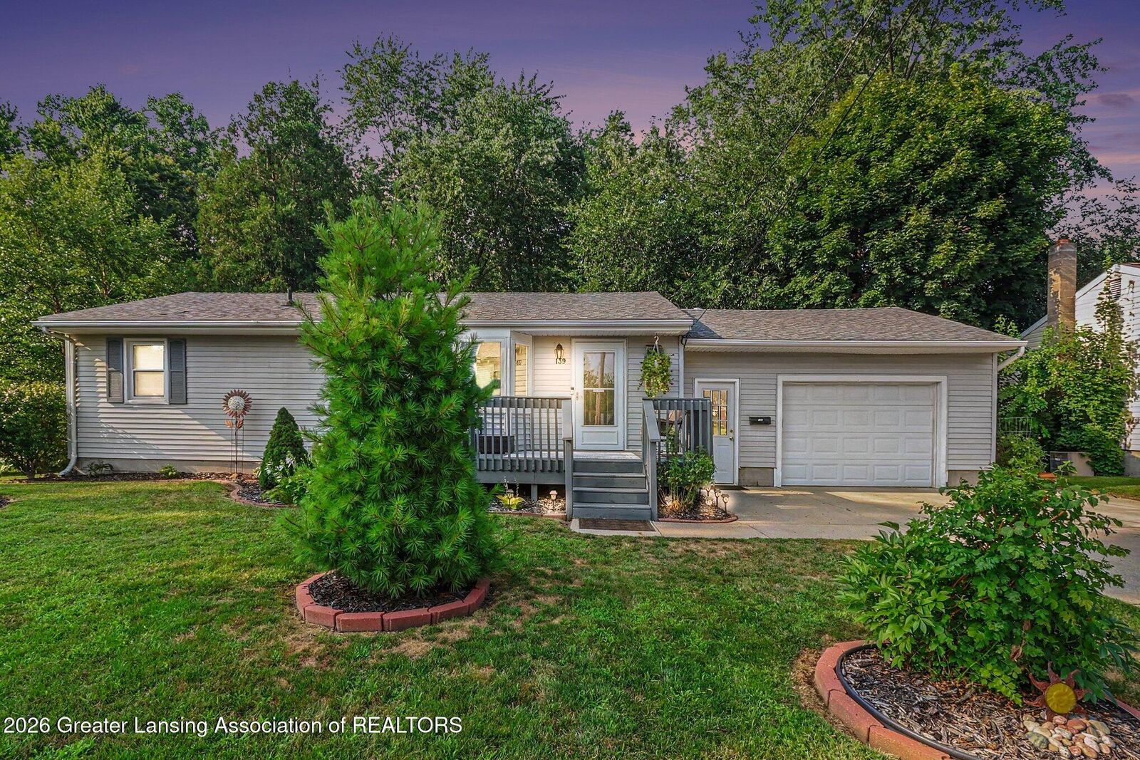 Property Photo:  139 Oakwood Street  MI 48837 