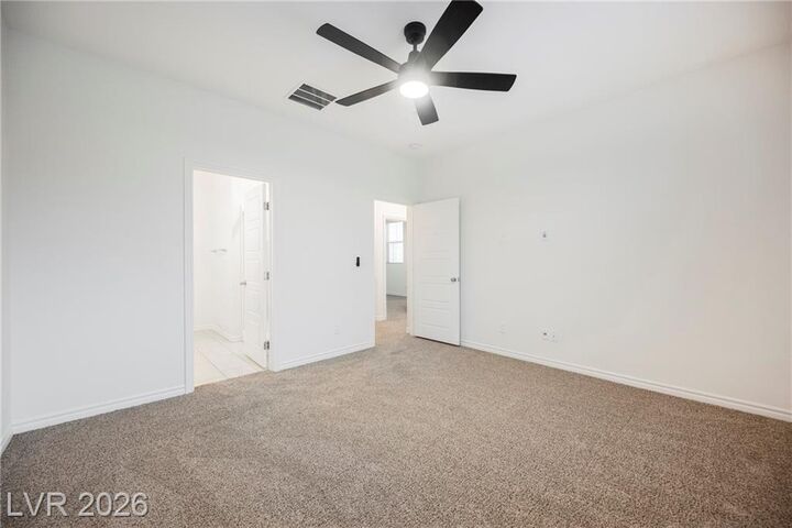 Property Photo: 275 Callen Falls Avenue 2113 NV 89011