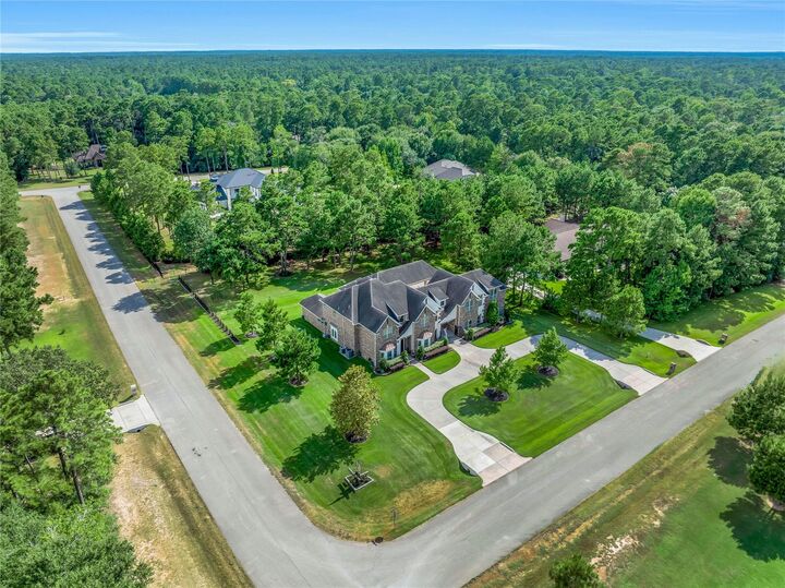 Property Photo:  28946 Village Trail  TX 77355 