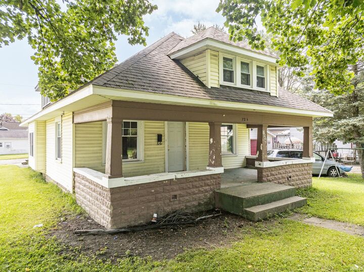 Property Photo: 724 E 29th Street IN 46953