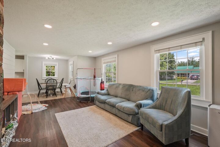 Property Photo:  6411 Bob Varner Rd  TN 37918 
