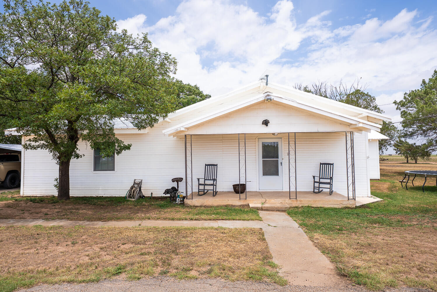 Property Photo:  8503 E County Rd 5500  TX 79329 
