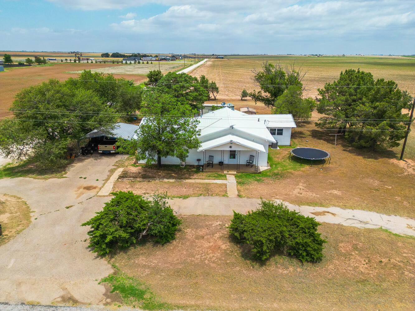 Property Photo: 8503 E County Rd 5500 TX 79329