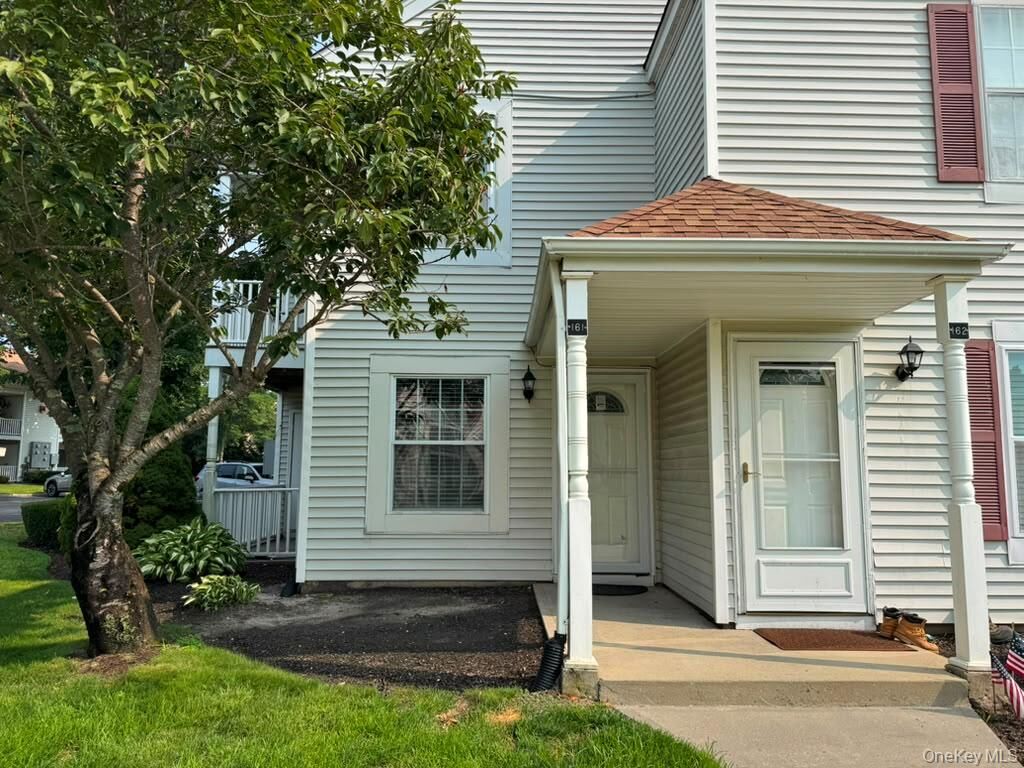 Property Photo:  161 Fairview Circle  NY 11953 