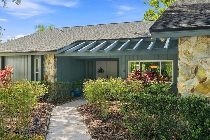 Property Photo:  1378 Eniswood Parkway  FL 34683 