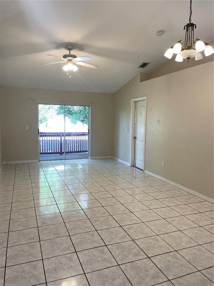 Property Photo:  5912 Mohr Loop  FL 33615 