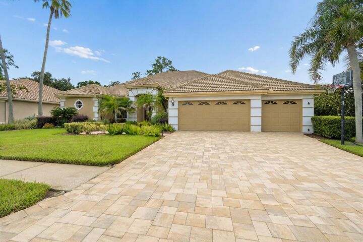 Property Photo:  1021 Hagen Drive  FL 34655 