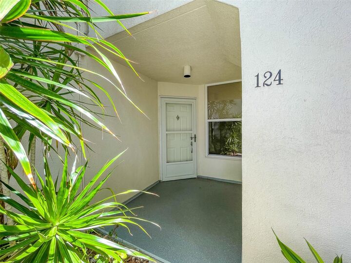 Property Photo:  5277 Isla Key Boulevard S 124  FL 33715 