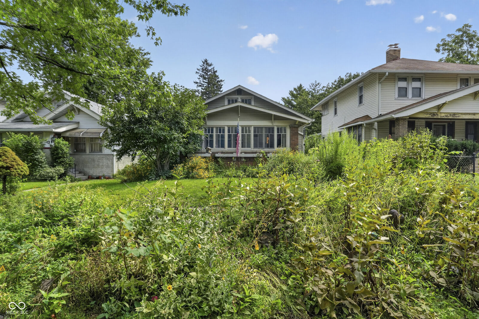 Property Photo:  49 N Kenmore Road  IN 46219 