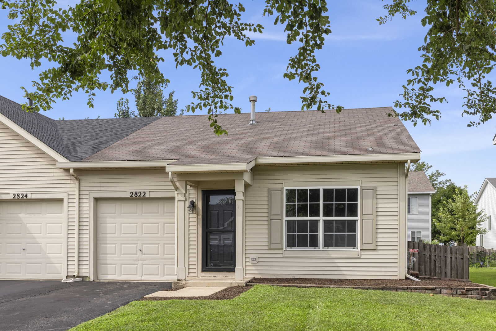 Property Photo:  2822 Oakmont Drive  IL 60538 