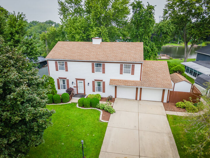 Property Photo:  15 Somerset Road  IL 60538 