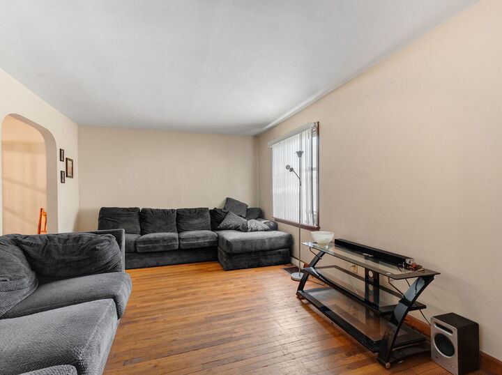 Property Photo:  895 N 5th Avenue  IL 60901 