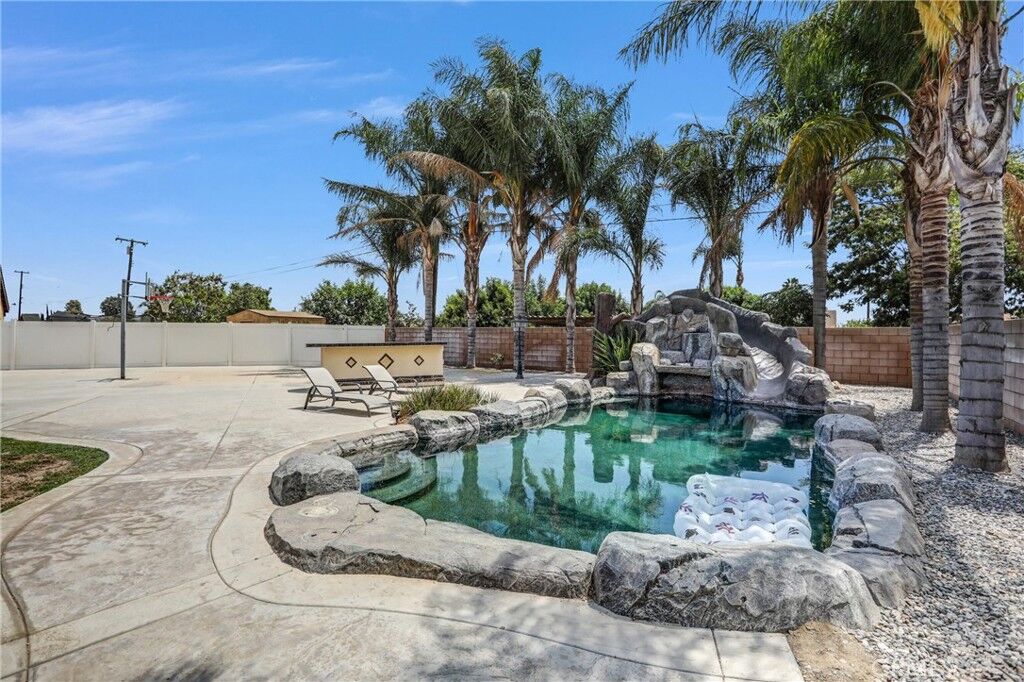 Property Photo: 19039 Gregory Court CA 92316