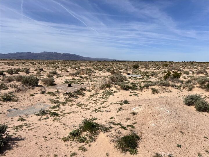Property Photo:  34998 Bon View Road  CA 92365 