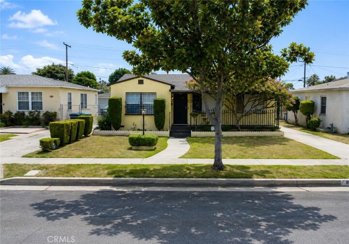 Property Photo: 824 S 6th CA 90640