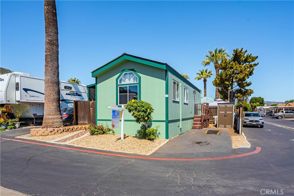 Property Photo: 15980 Grand T11 CA 92530