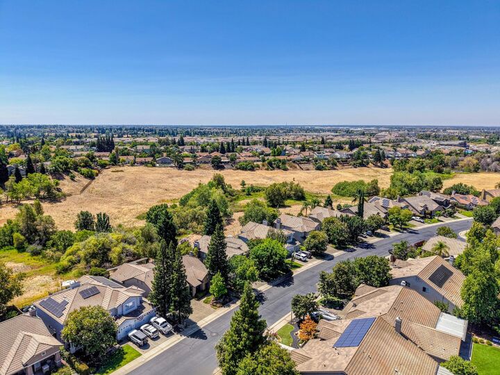 Property Photo: 1660 Iroquois Road CA 95765