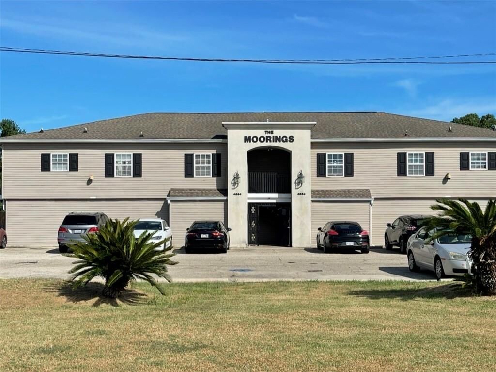 Property Photo:  4854 Pontchartrain Drive 10  LA 70458 