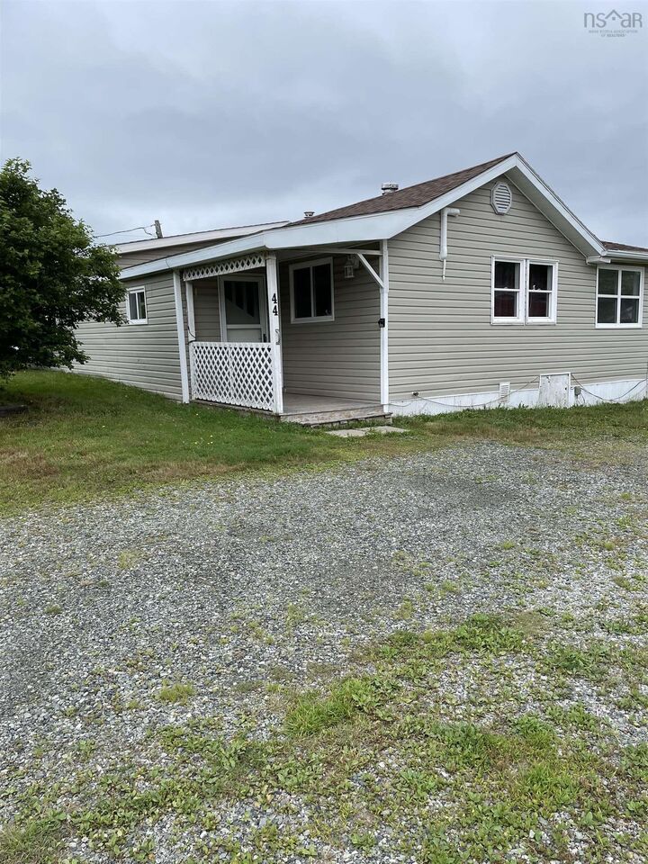 44 Melong Road — photo 1