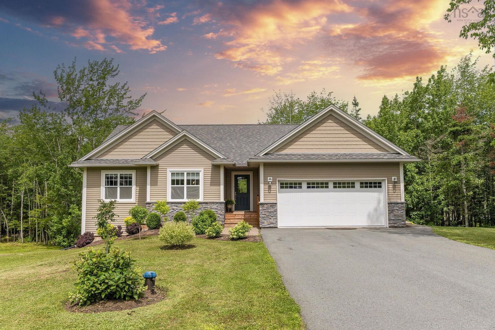 Property Photo:  38 Coulter Crescent  NS B2T 0N4 