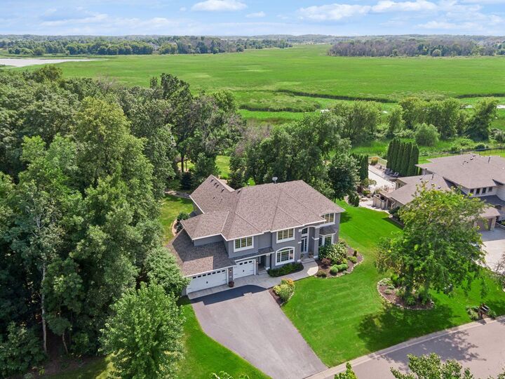 Property Photo:  1015 Settlers Road  MN 55340 