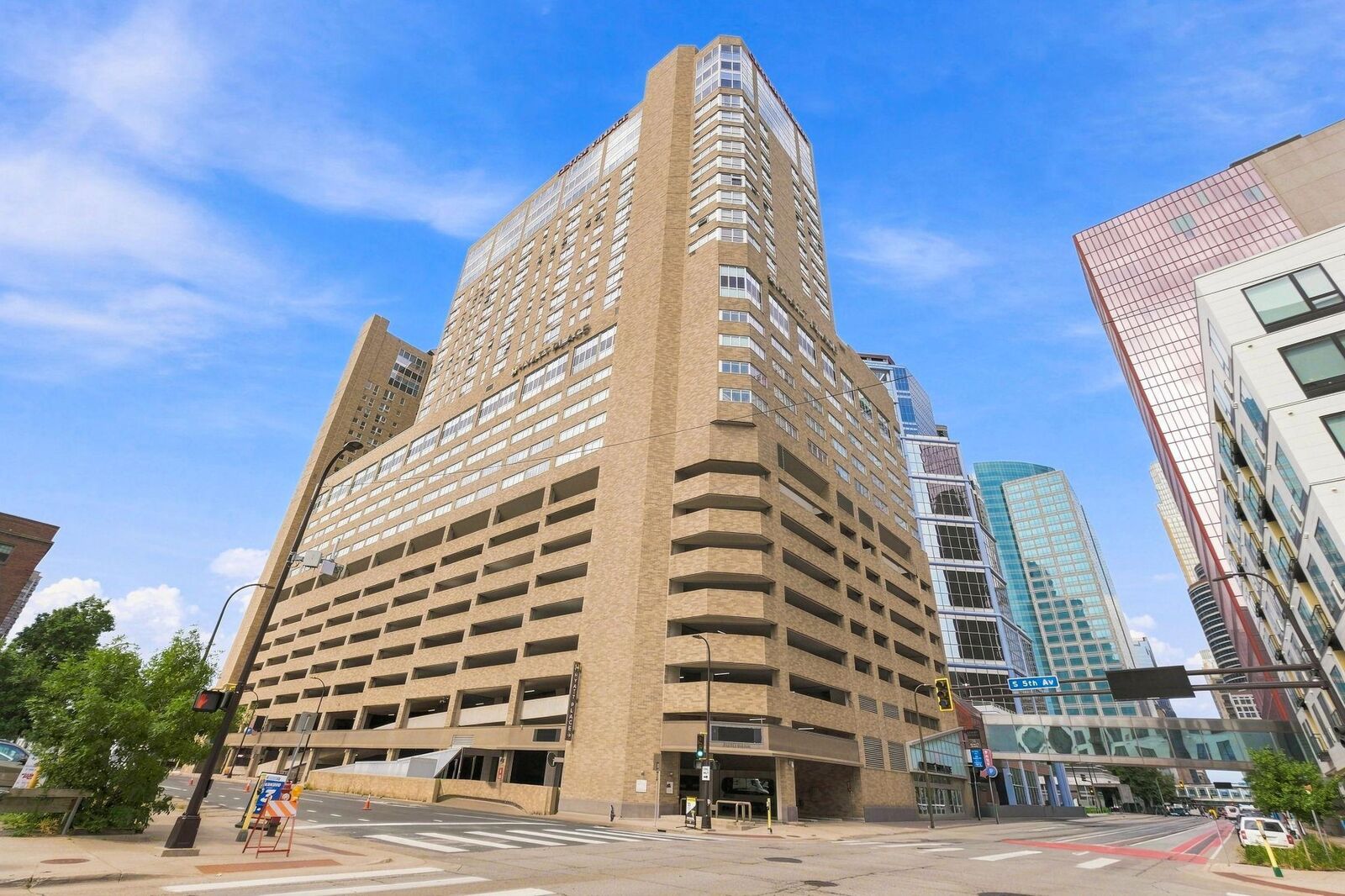 Property Photo: 431 S 7th Street 2704 MN 55415