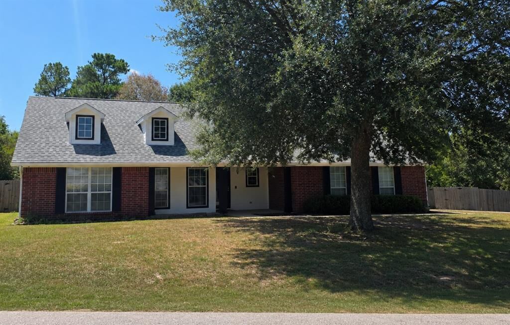 Property Photo:  214 County Road 2504  TX 75773 
