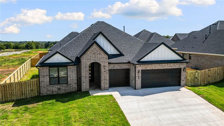 Property Photo:  1513 Lookout Lane  AR 72718 