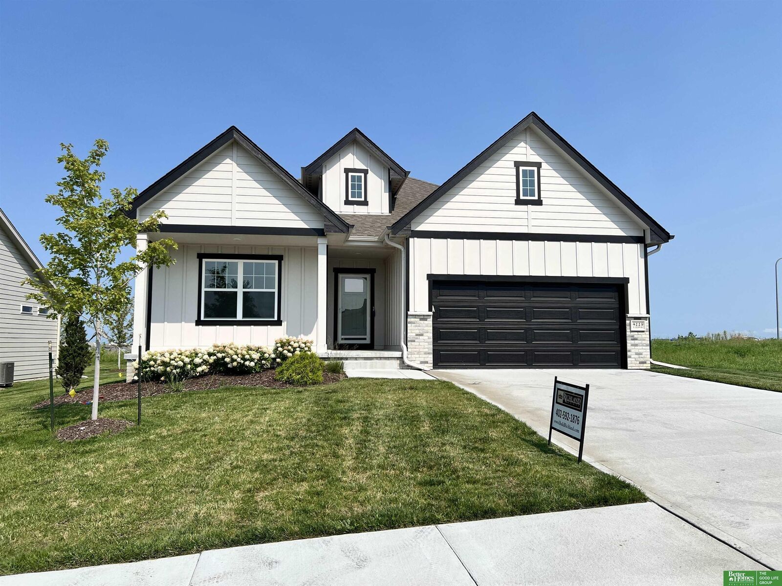 Property Photo: 17526 Willit Street NE 68007