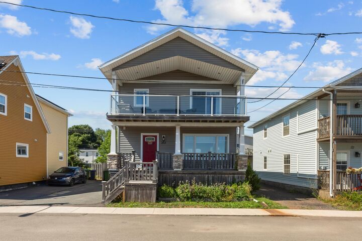 Property Photo: 263 King Street PE C1A 1C4
