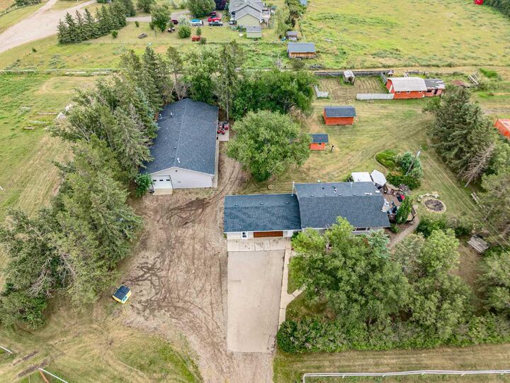 Property Photo: 235084 Range Road 275A AB T1X 2H3