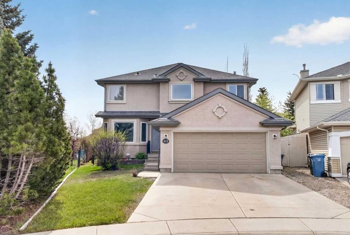 112 Valley Stream Close NW — photo 1